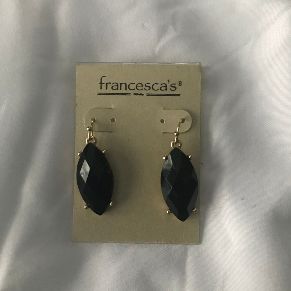 Earrings - Picture 2 of 7